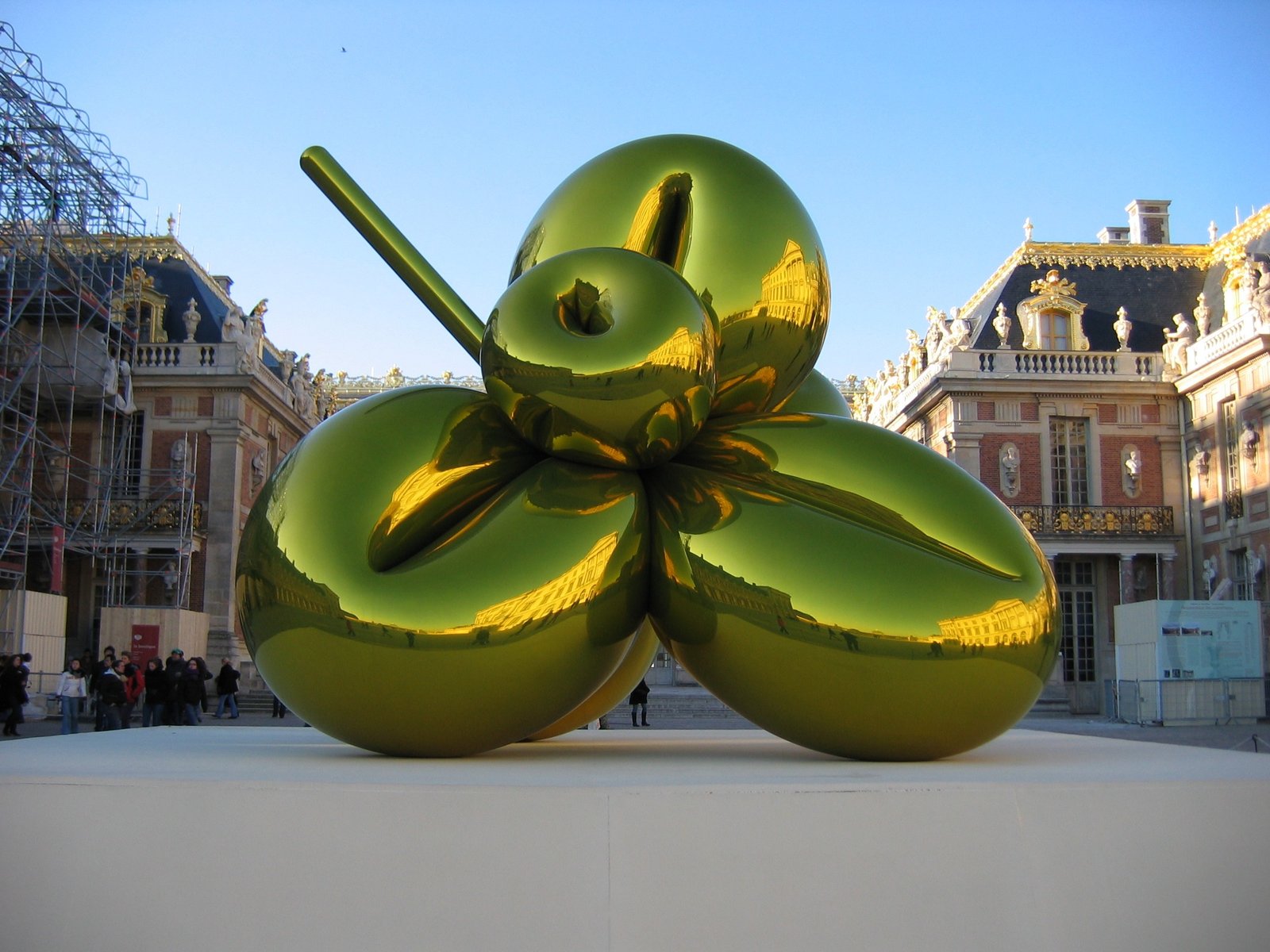 Jeff Koons : le kitsch érigé en icône contemporaine