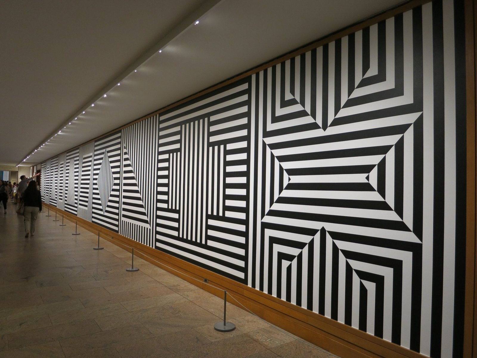 warren-levy-art-sol-lewitt-wall-drawing-black-pattern